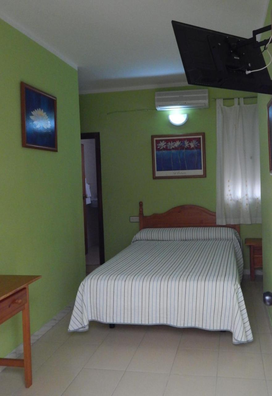 Hostal Cristina Чипиона Экстерьер фото