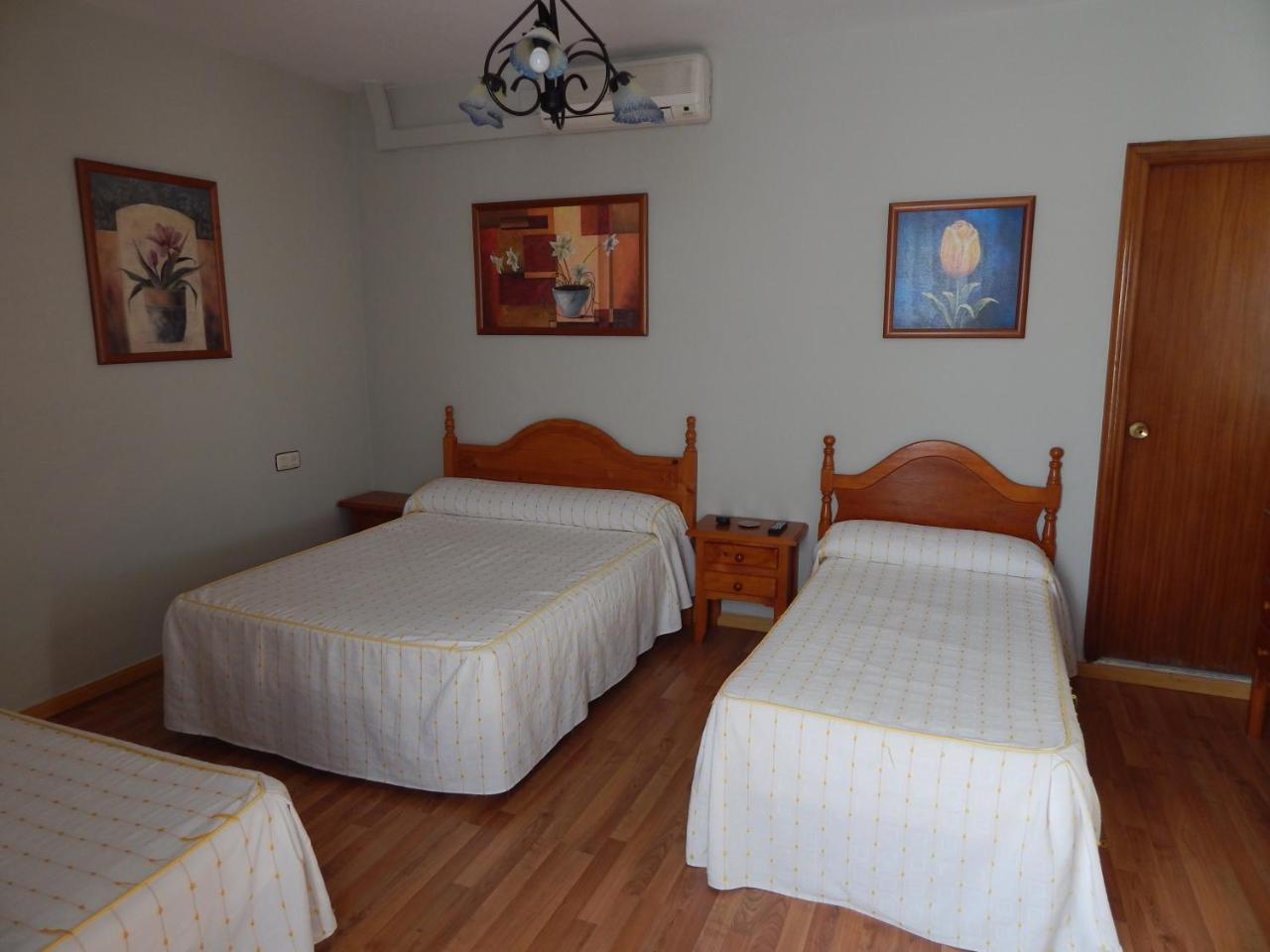 Hostal Cristina Чипиона Экстерьер фото